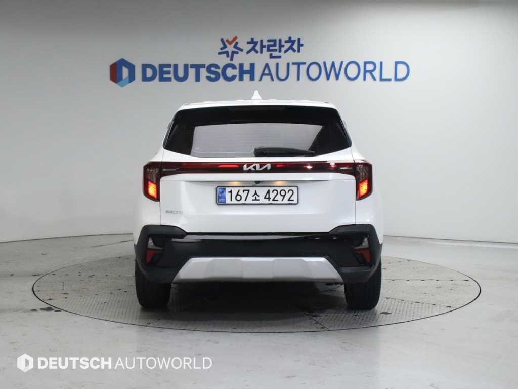 KIA Seltos - Vista 4