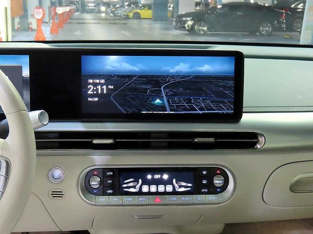 Genesis GV60 - Vista 11