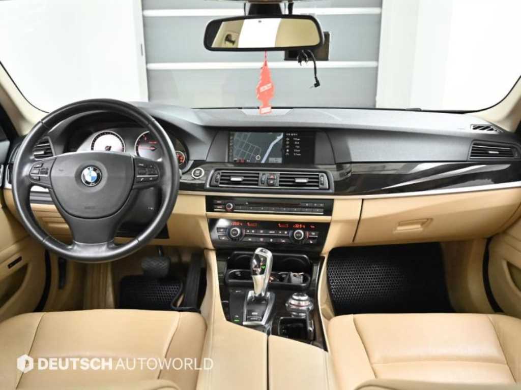 BMW 5 Series - Vista 7