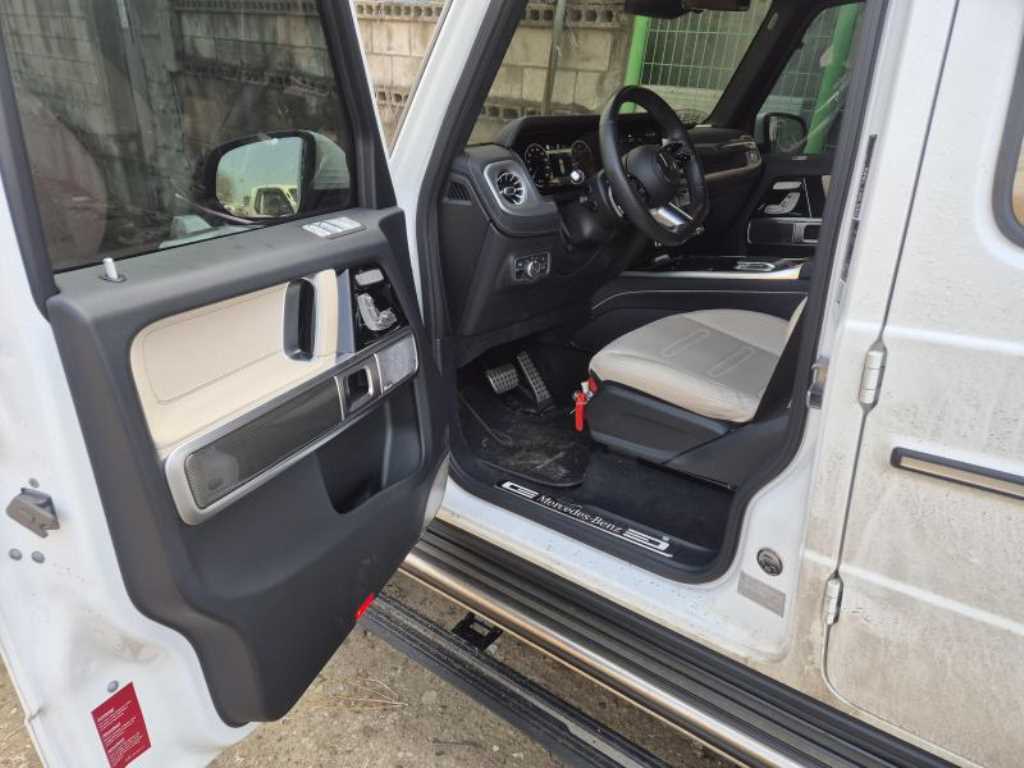 Mercedes Benz G Class (G Wagen) - Vista 5