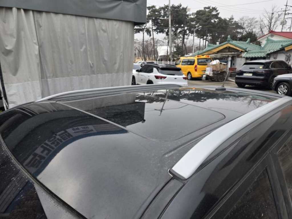 Ssangyong Tivoli - Vista 6