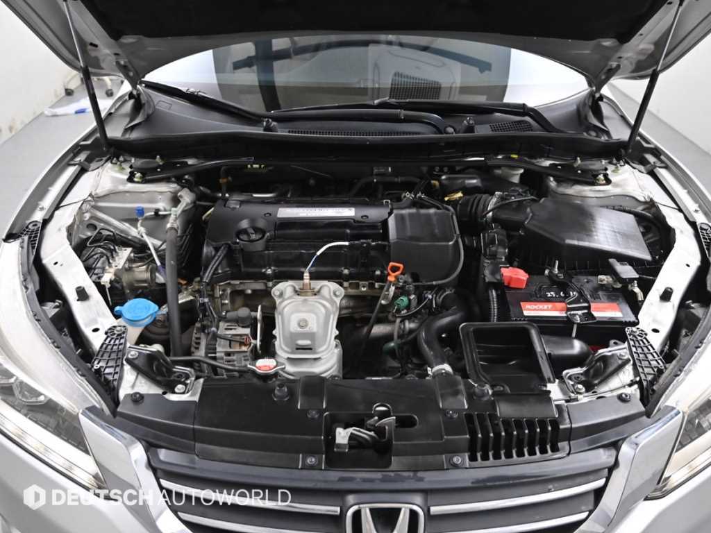Honda Accord - Vista 6