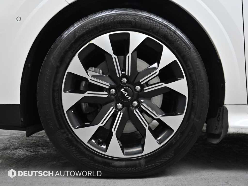 KIA Carnival - Vista 5