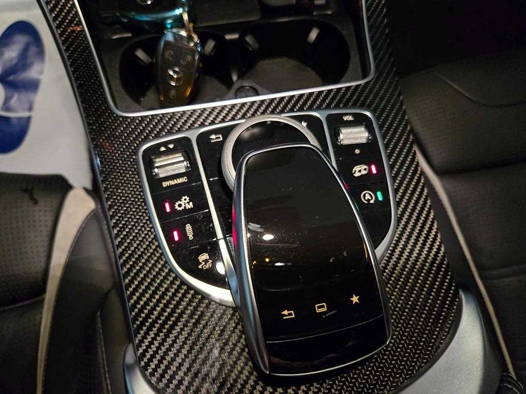 Mercedes Benz C Class - Vista 12