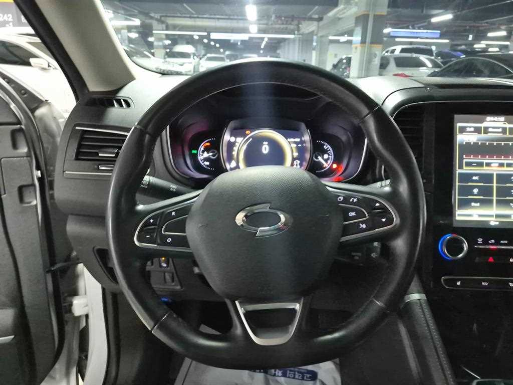 SAMSUNG QM6 - Vista 10