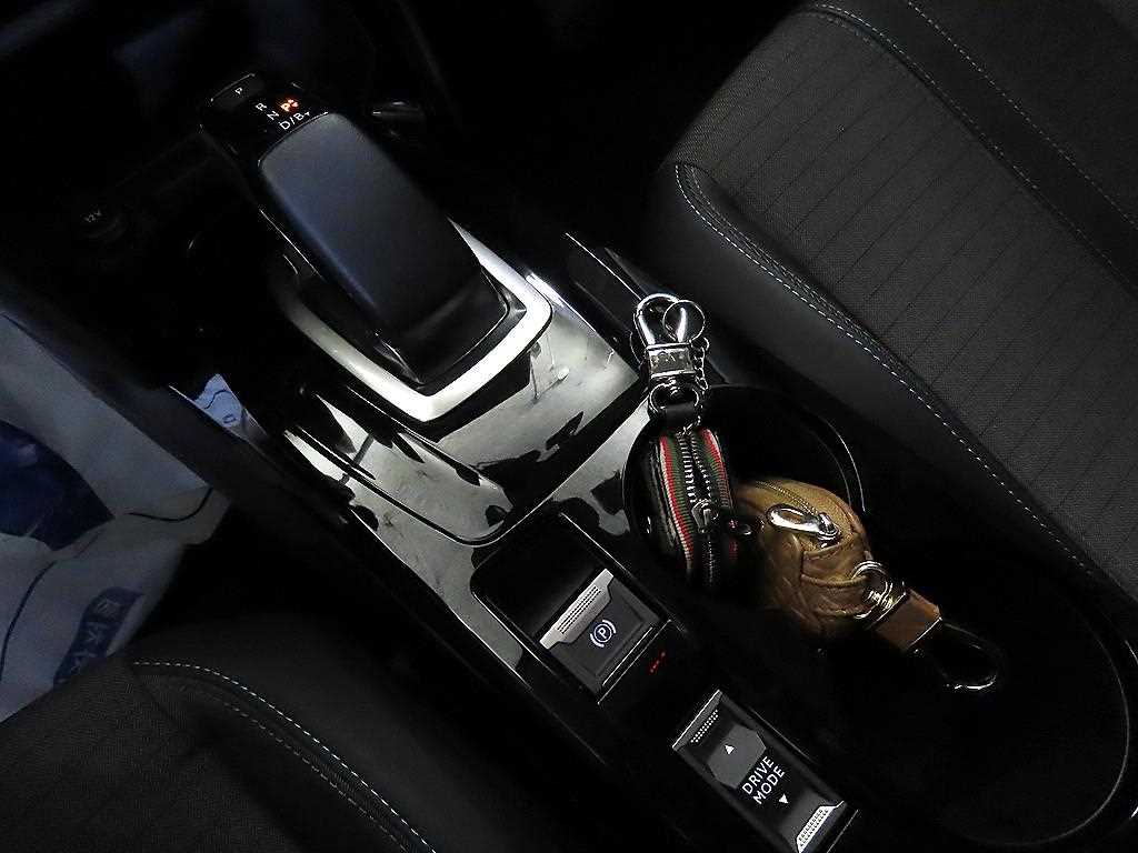 Peugeot 208 - Vista 12