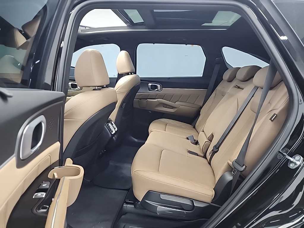 KIA Sorento - Vista 12