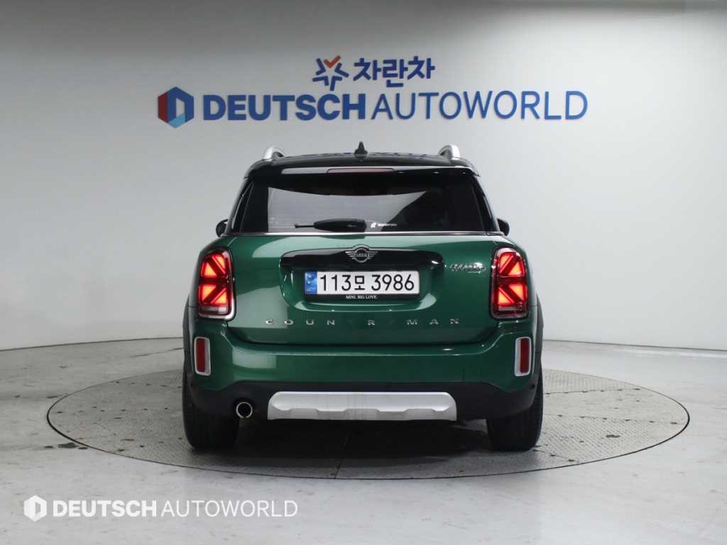 Mini Countryman - Vista 4