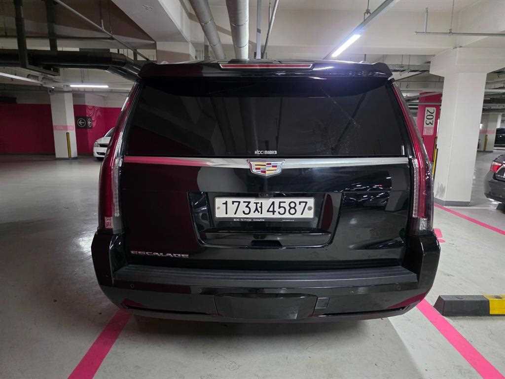 Cadillac Escalade - Vista 2