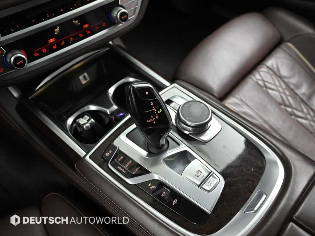 BMW 7 Series - Vista 9