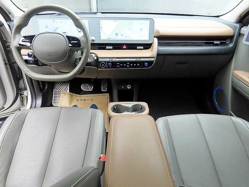 HYUNDAI Ioniq 5 - Vista 7