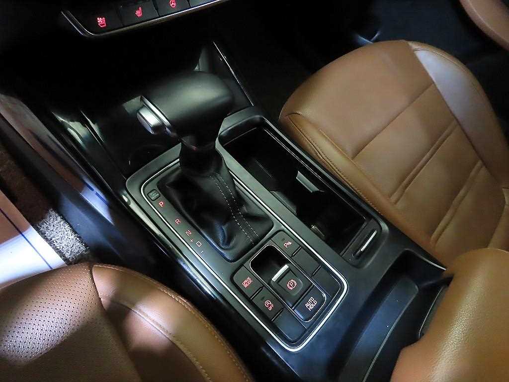 KIA Sorento - Vista 12