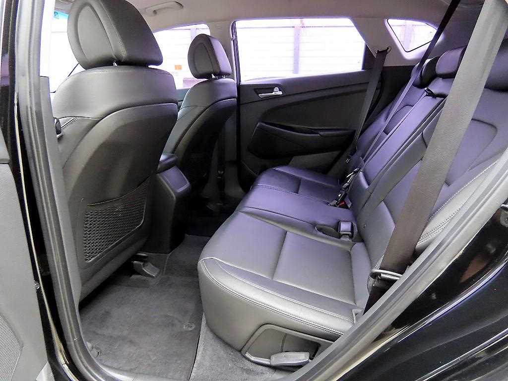 HYUNDAI Tucson - Vista 6