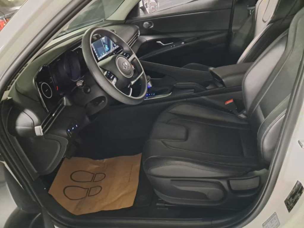 HYUNDAI Avante 2023 Blanco - Importación desde Corea - HF Imports Iquique - Foto 16