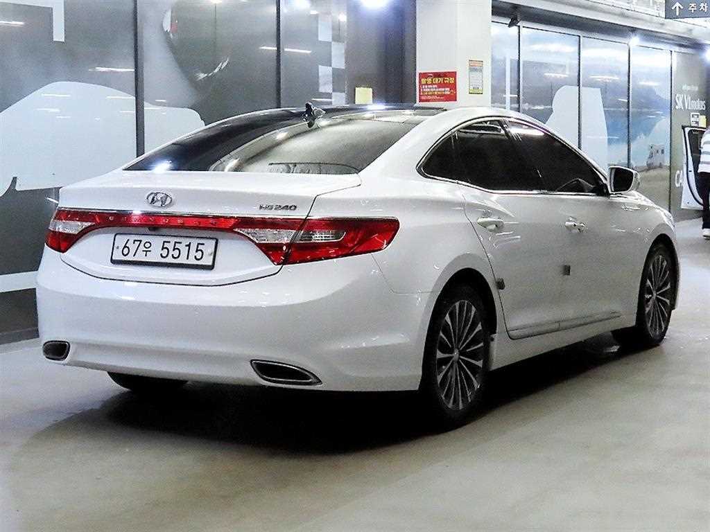HYUNDAI Grandeur - Vista 4