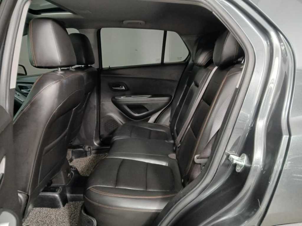 Chevrolet Trax - Vista 7