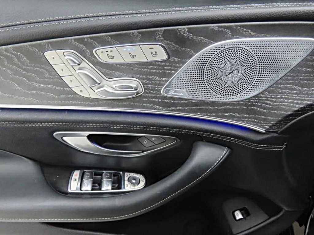 Mercedes Benz AMG GT - Vista 9