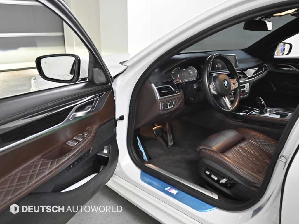 BMW 7 Series - Vista 11