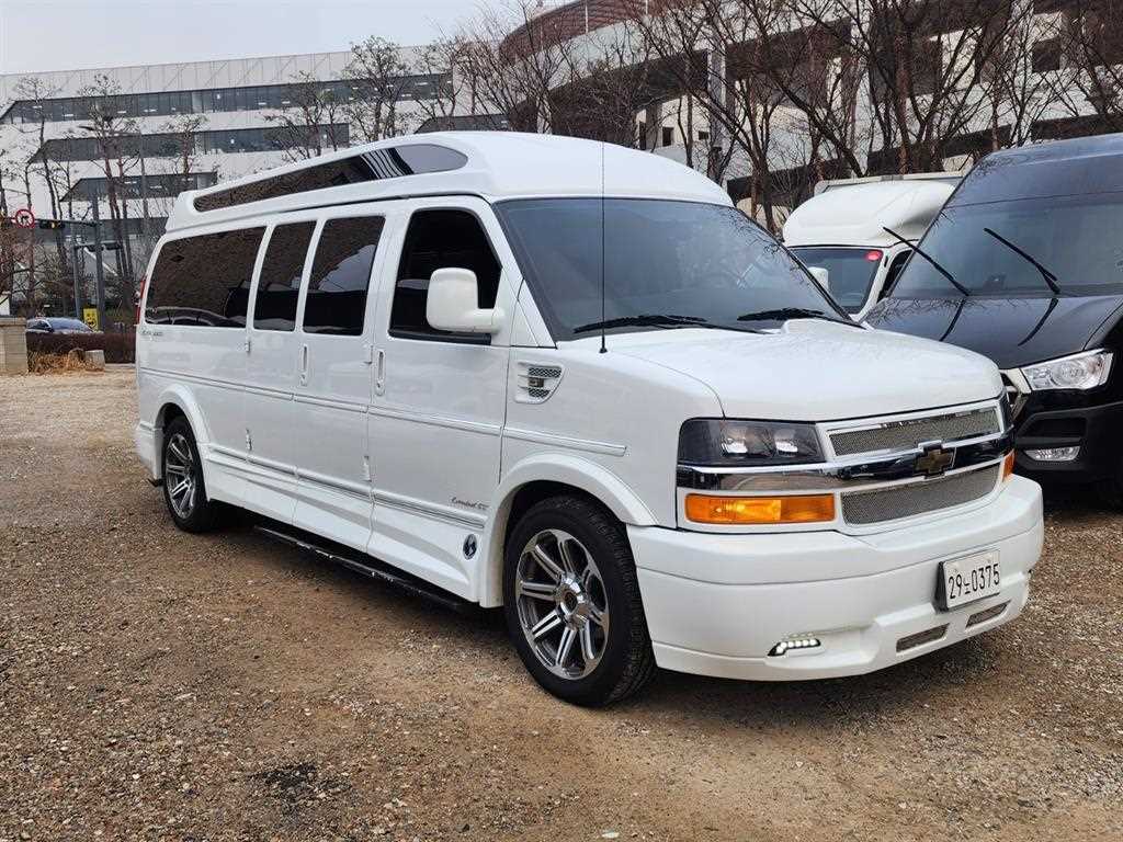 Chevrolet Express van - Vista 3