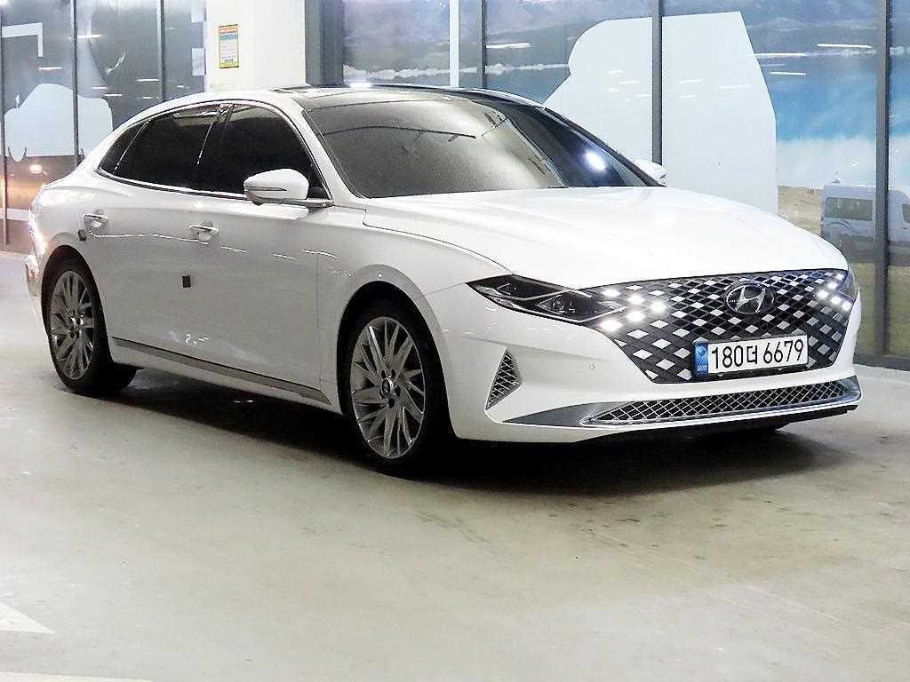 HYUNDAI Grandeur - Vista 2