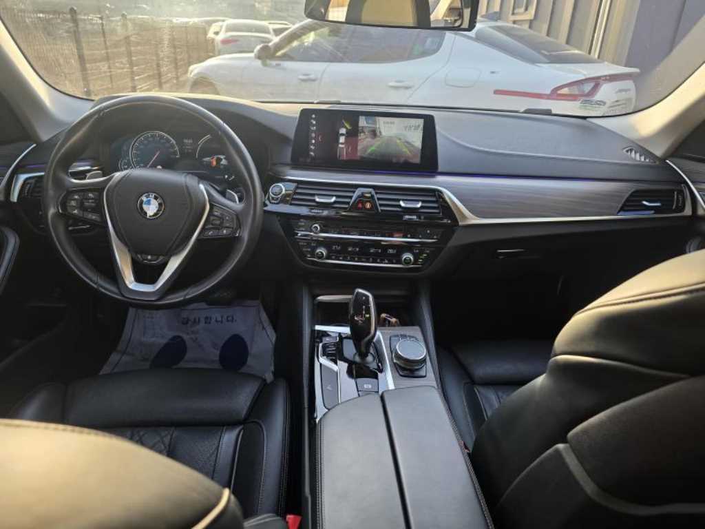 BMW 5 Series - Vista 9