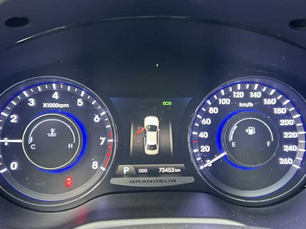 HYUNDAI Grandeur 2012 Negro - Importación desde Corea - HF Imports Iquique - Foto 17