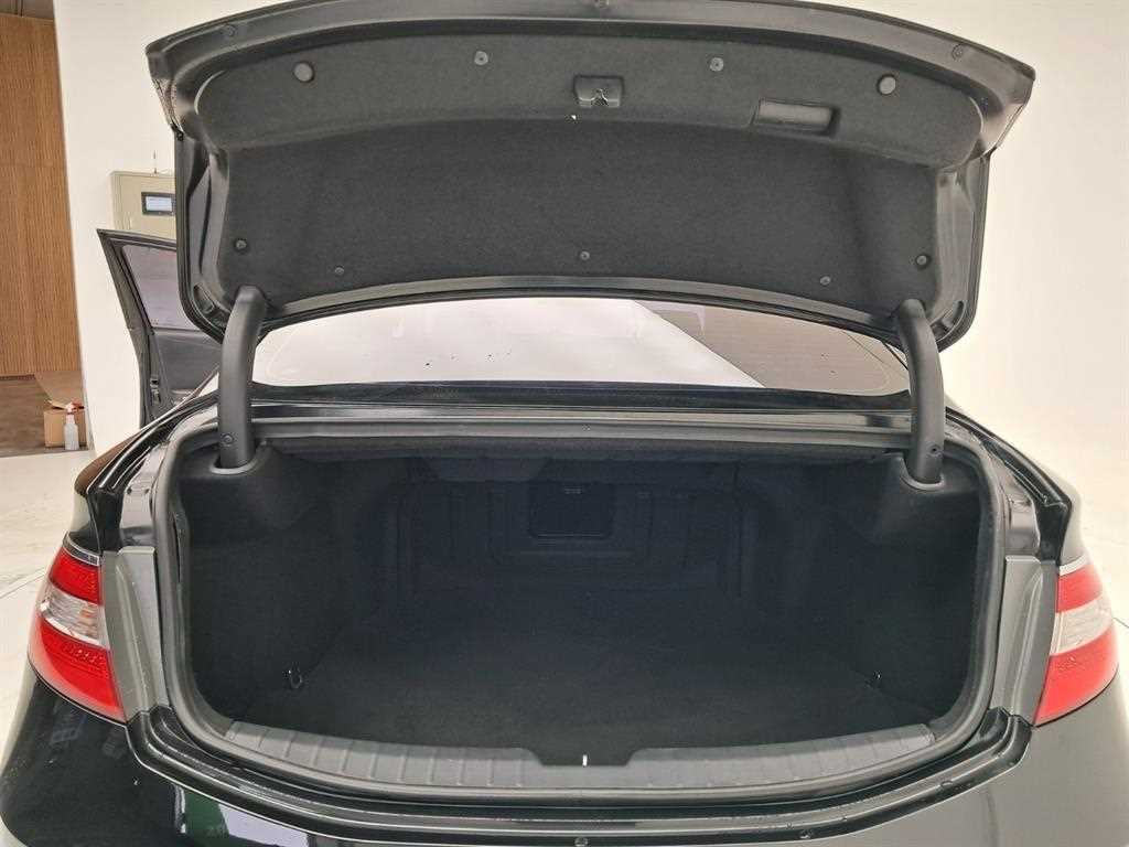 HYUNDAI Grandeur 2015 Negro - Importación desde Corea - HF Imports Iquique - Foto 18