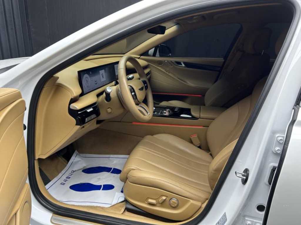 Genesis G80 - Vista 6