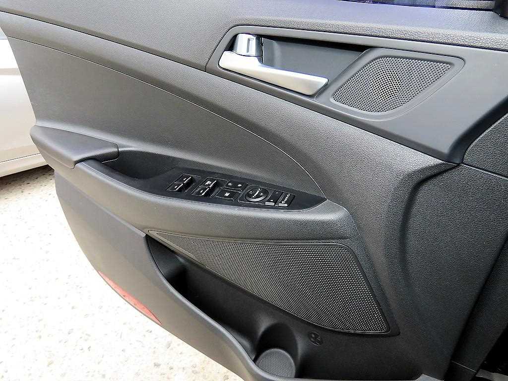 HYUNDAI Tucson - Vista 11