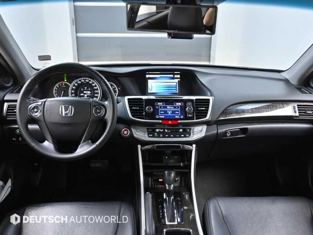 Honda Accord - Vista 7