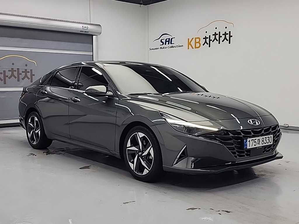 HYUNDAI Avante - Vista 4