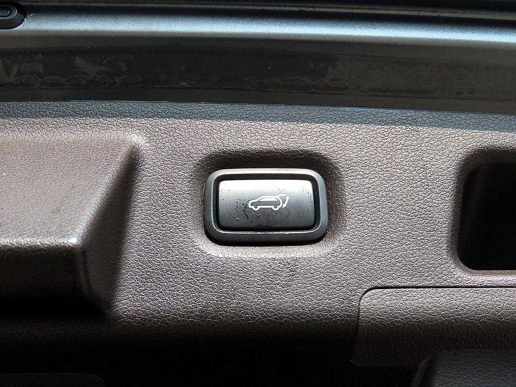 HYUNDAI Santa Fe 2019 Gris - Importación desde Corea - HF Imports Iquique - Foto 16