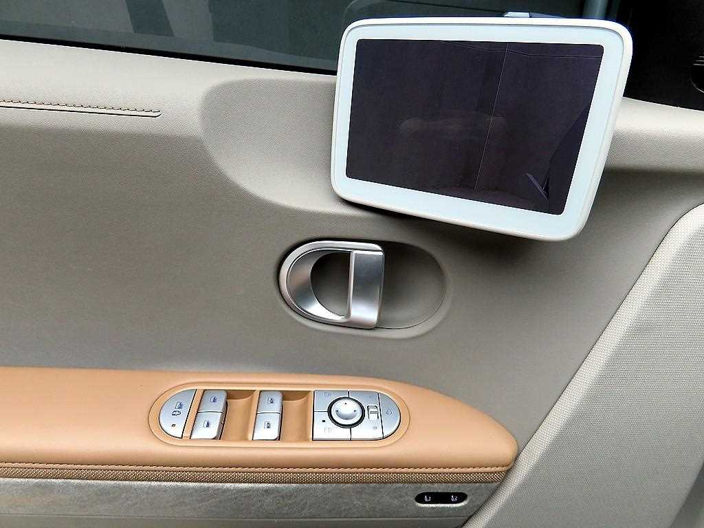 HYUNDAI Ioniq 5 - Vista 11