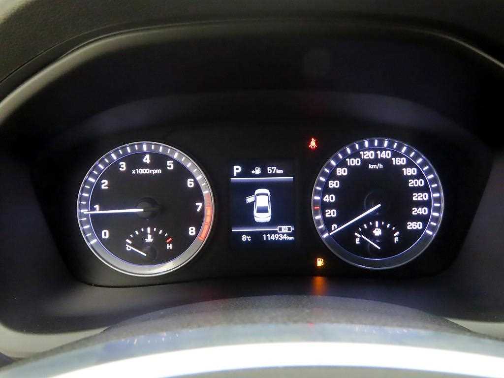 HYUNDAI Sonata - Vista 6