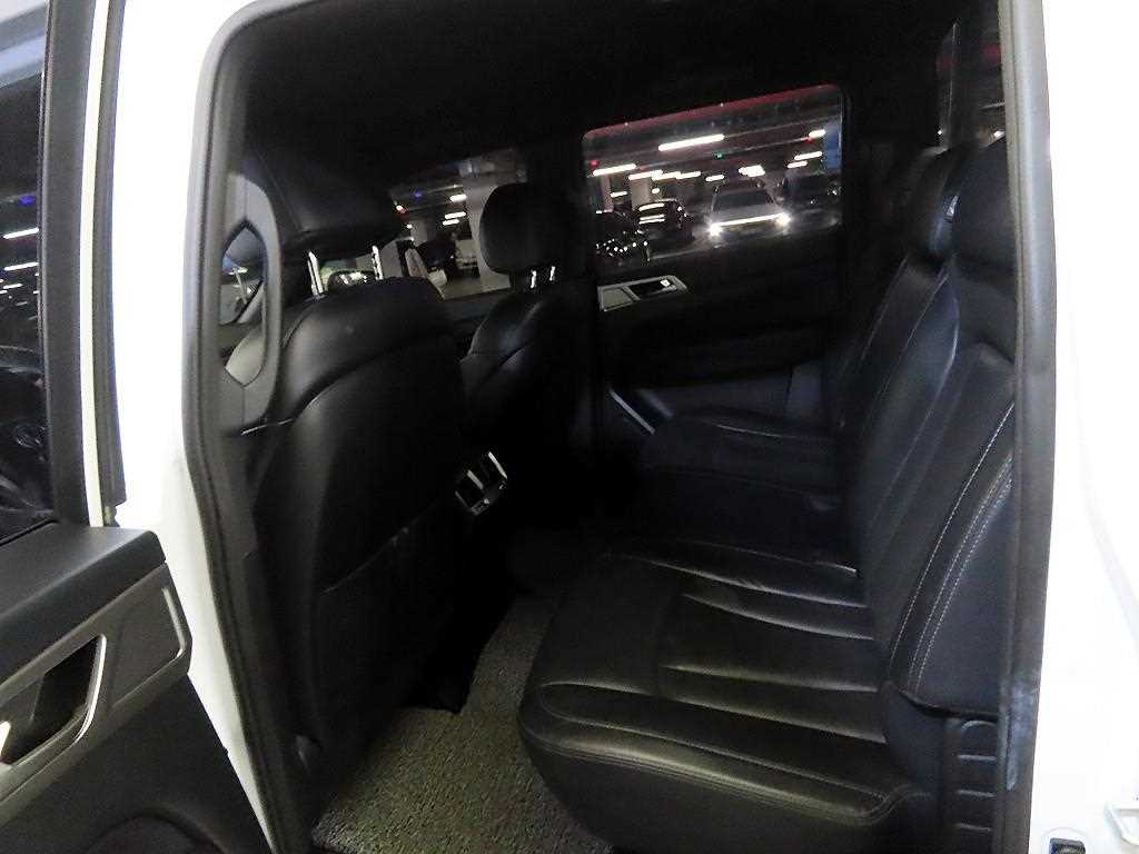 Ssangyong Rexton - Vista 7