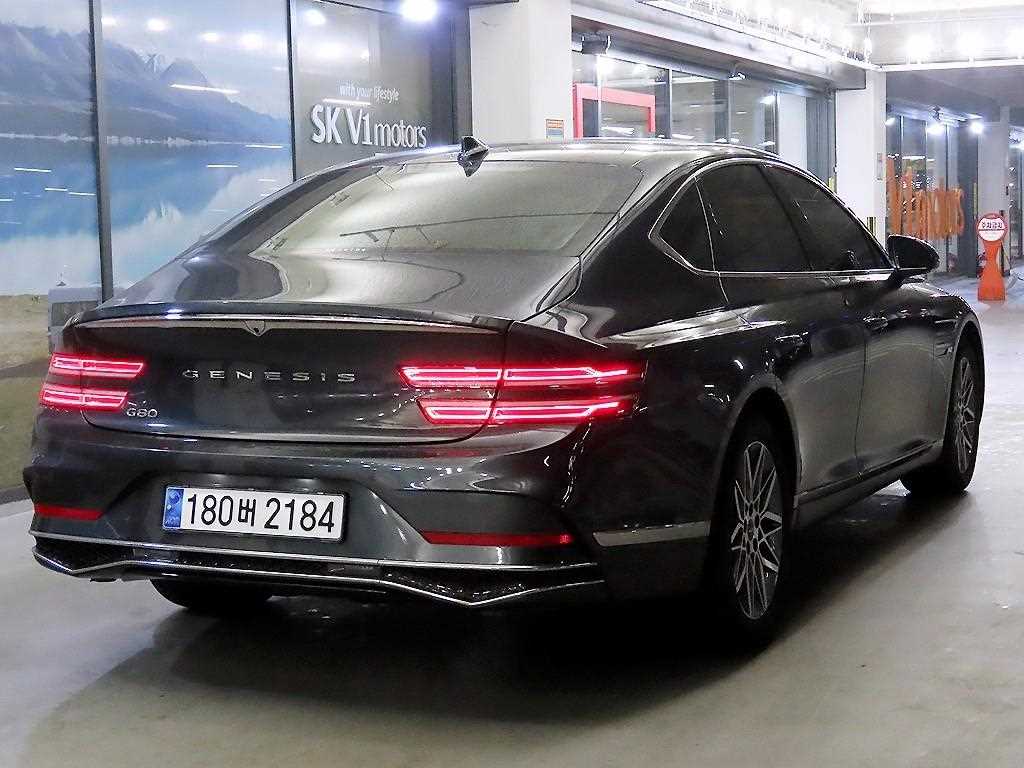 Genesis G80 - Vista 4