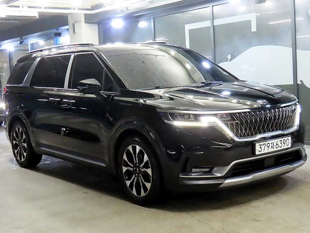 KIA Carnival 2021 Negro - Importación desde Corea - HF Imports Iquique - Foto 1