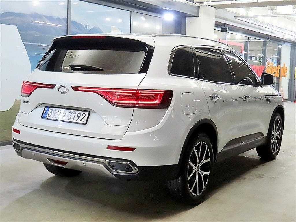 SAMSUNG QM6 - Vista 4