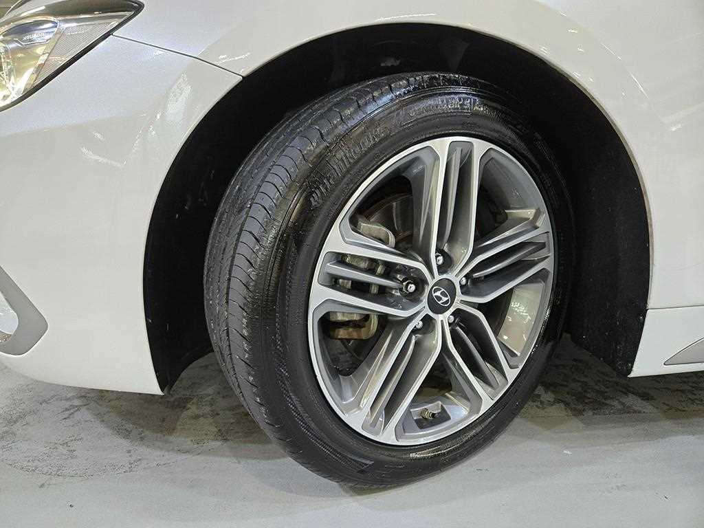 HYUNDAI Grandeur 2018 Blanco - Importación desde Corea - HF Imports Iquique - Foto 19