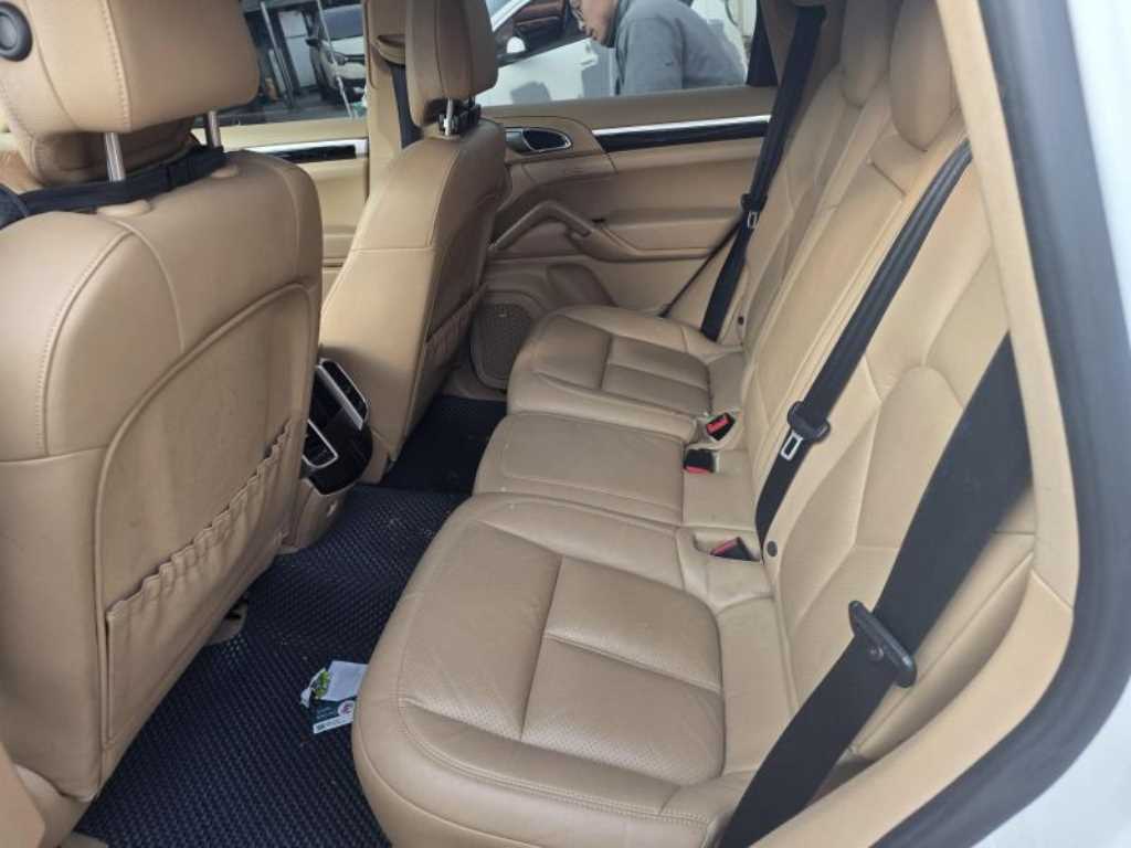 Porsche Cayenne - Vista 5