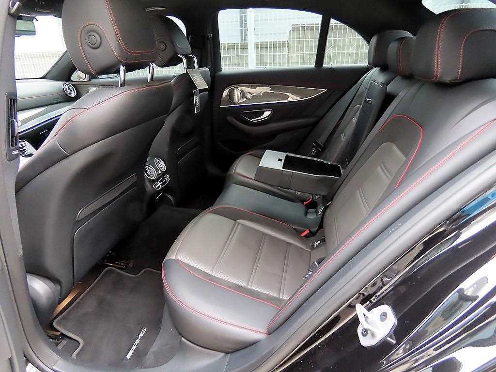 Mercedes Benz E class - Vista 6