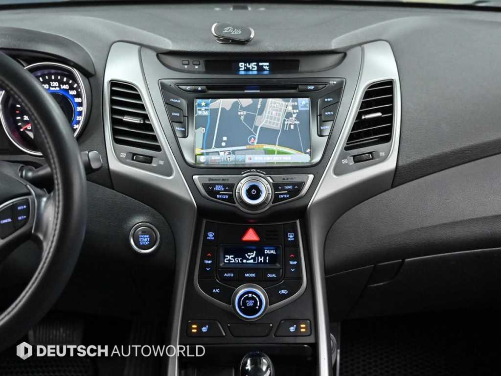 HYUNDAI Avante 2014 Blanco - Importación desde Corea - HF Imports Iquique - Foto 14