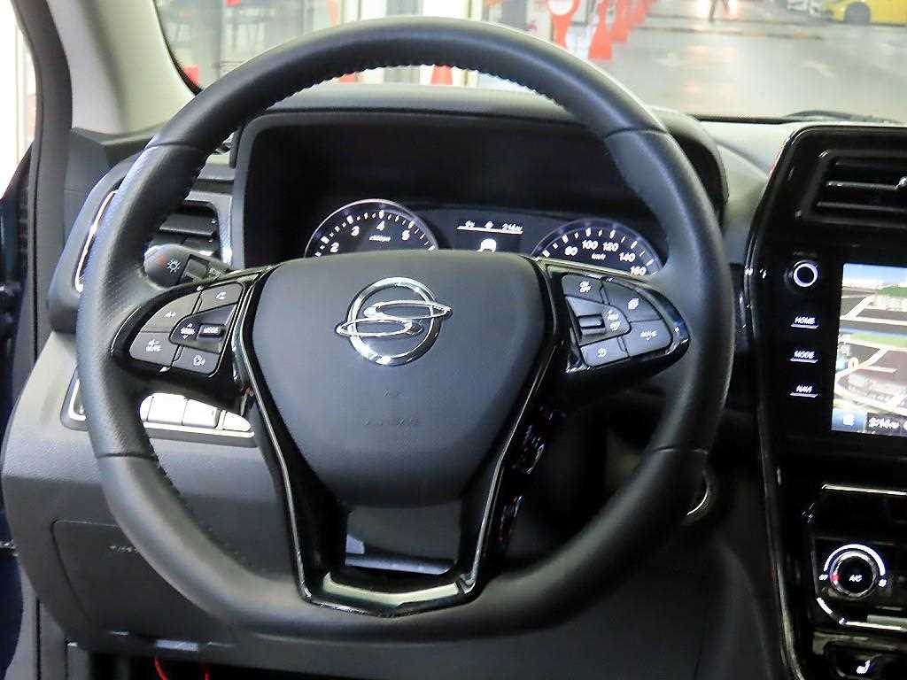 Ssangyong Tivoli - Vista 8