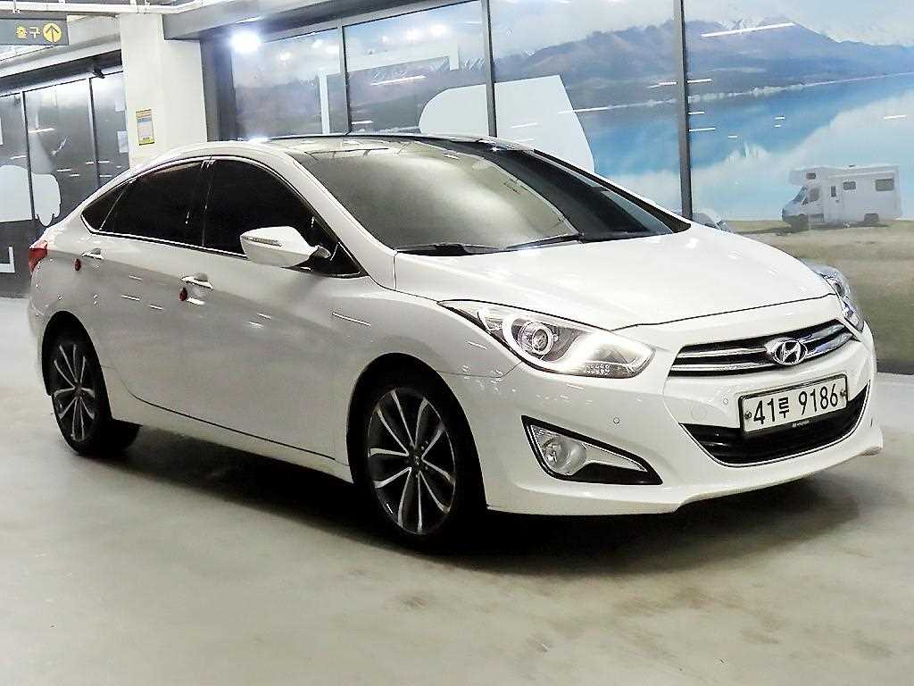 HYUNDAI i40