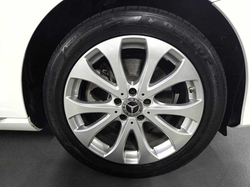 Mercedes Benz E class 2017 Blanco - Importación desde Corea - HF Imports Iquique - Foto 16