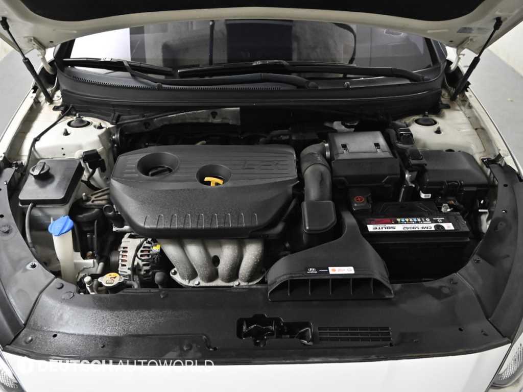 HYUNDAI Sonata - Vista 6