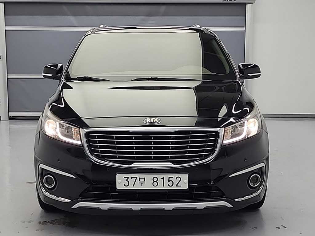 KIA Carnival - Vista 2
