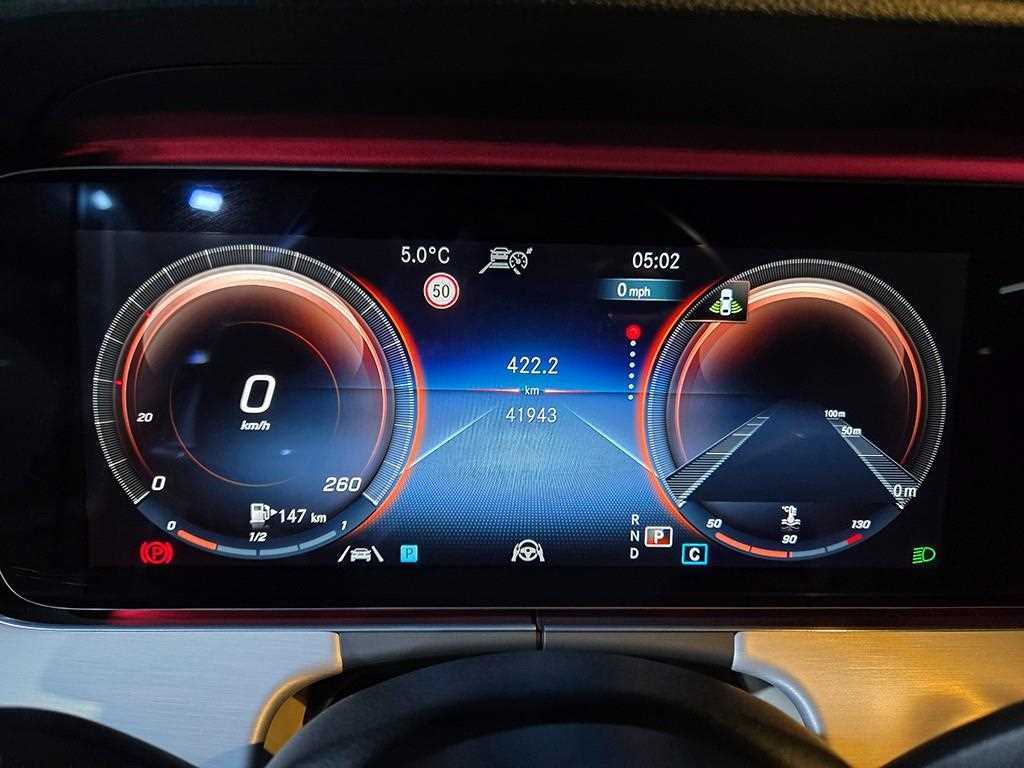 Mercedes Benz E class - Vista 9