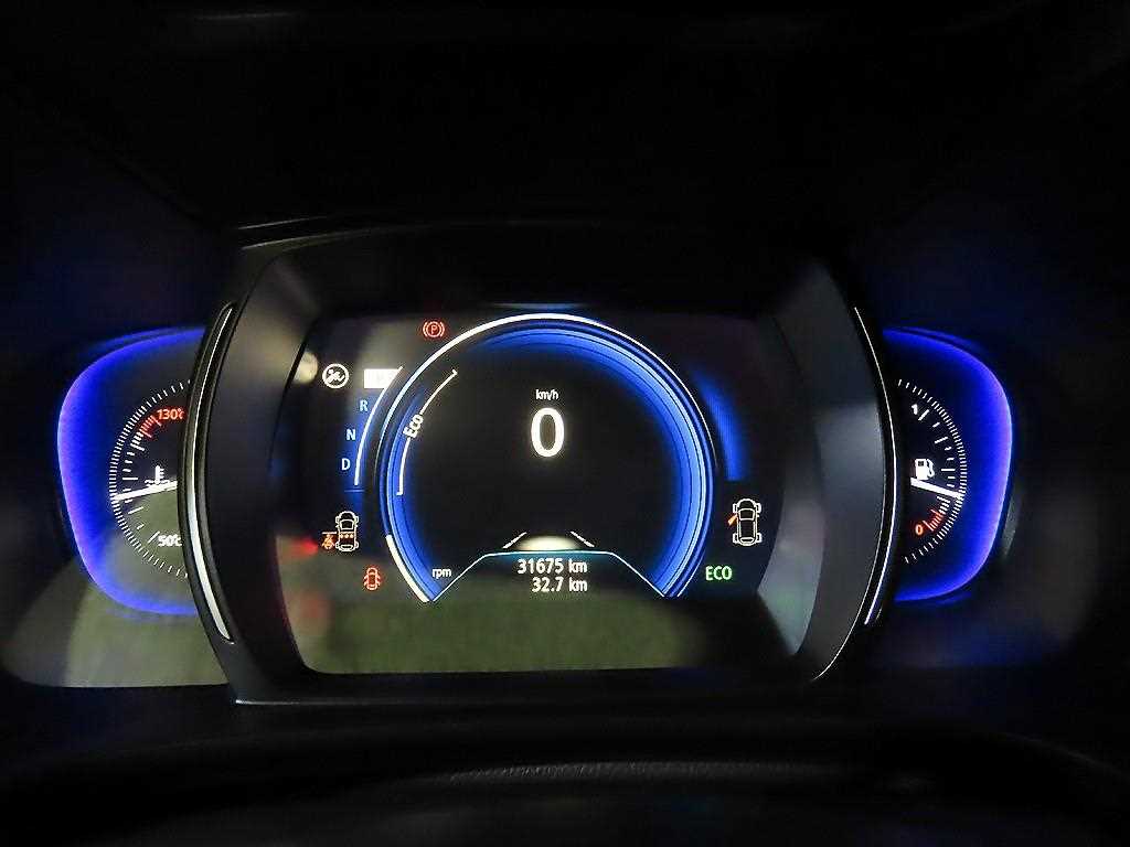 SAMSUNG QM6 - Vista 9