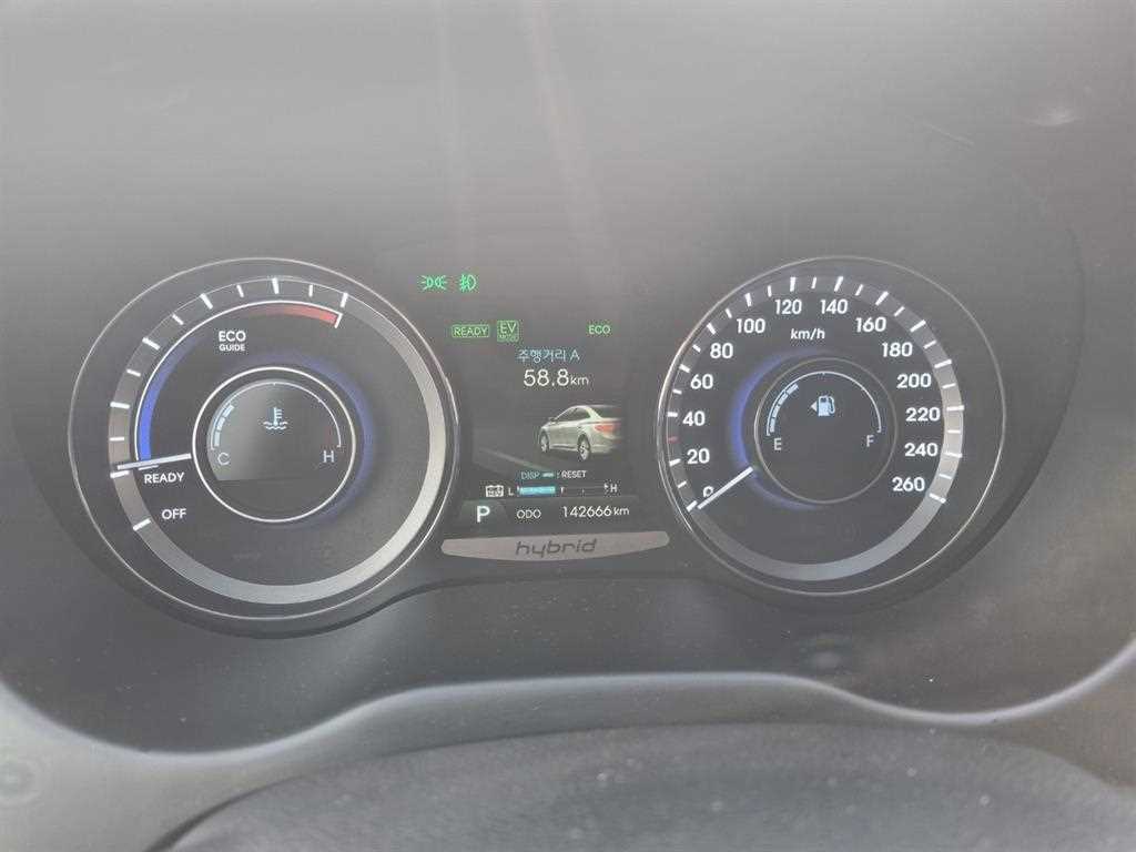 HYUNDAI Grandeur - Vista 4